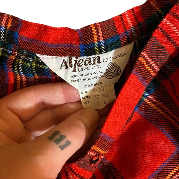 Vintage 100% Wool Grunge Cropped Red Plaid Mini Skirt - Picture 6 of 7